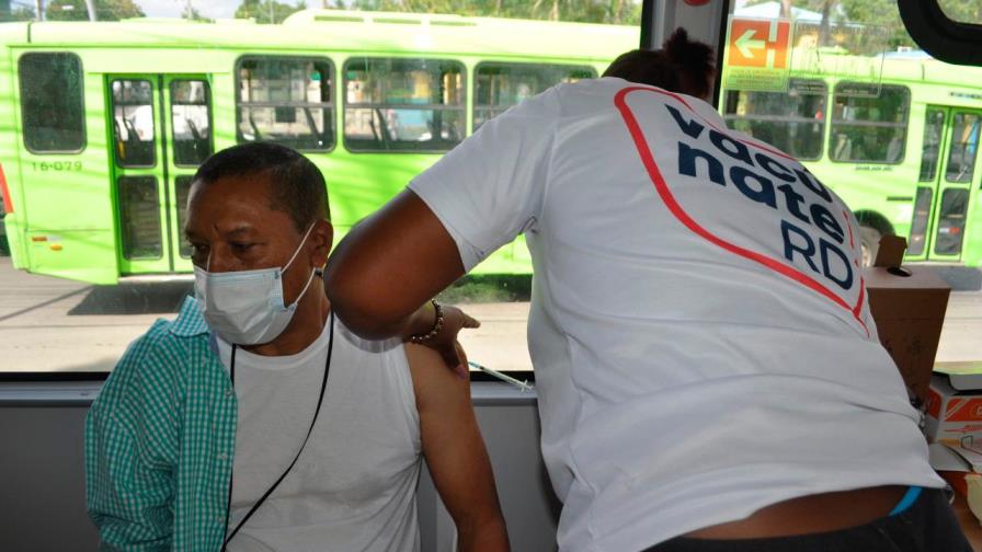 Omsa abre puesto de vacunación contra el COVID-19 