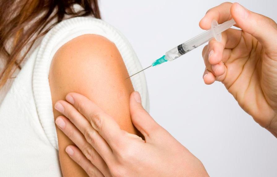 Las vacunas: esenciales para prevenir enfermedades y la mortalidad en niños y adultos