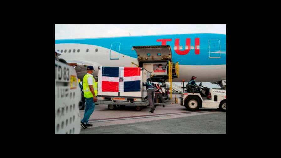 A las 3:00 de la tarde de hoy llega otro millón de vacunas chinas A las 3:00 de la tarde de hoy llega otro millón de vacunas chinas