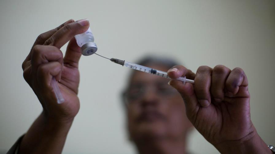 ¿Podrían vacunas viejas ayudar a proteger contra COVID-19?
