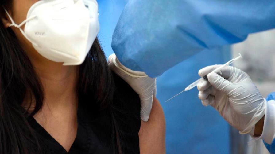 Ayuntamiento de Santiago dará 1,000 pesos a ciudadanos que se vacunen contra el COVID-19 Ayuntamiento de Santiago dará 1,000 pesos a ciudadanos que se vacunen contra el COVID-19