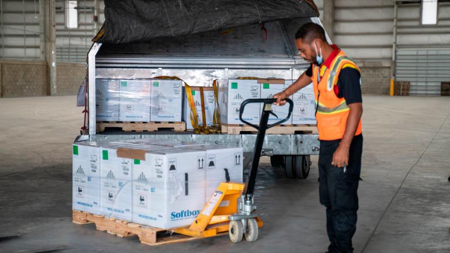 El país recibió 503,100 vacunas de Pfizer 