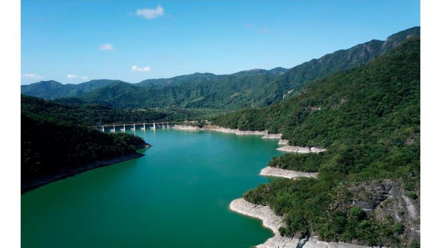 A 65 sectores del Gran Santo Domingo se les disminuirá el servicio de agua por sequía