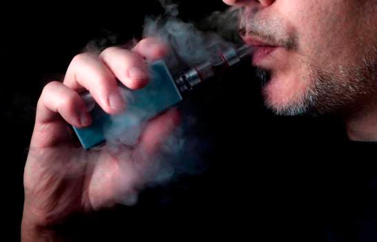 Demandan 24 compañías por fabricar cigarrillos electrónicos 