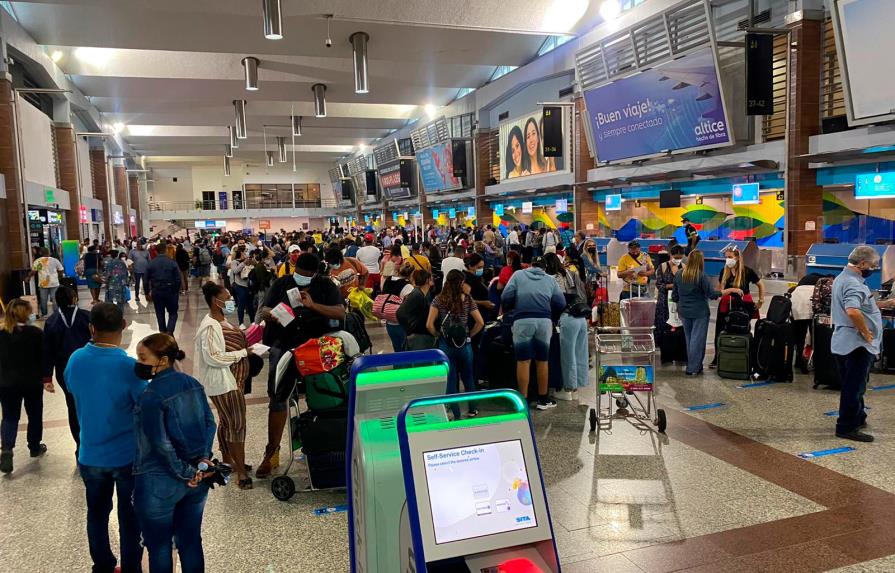 Cierran operaciones en aeropuertos Las Américas y Joaquín Balaguer por mal tiempo