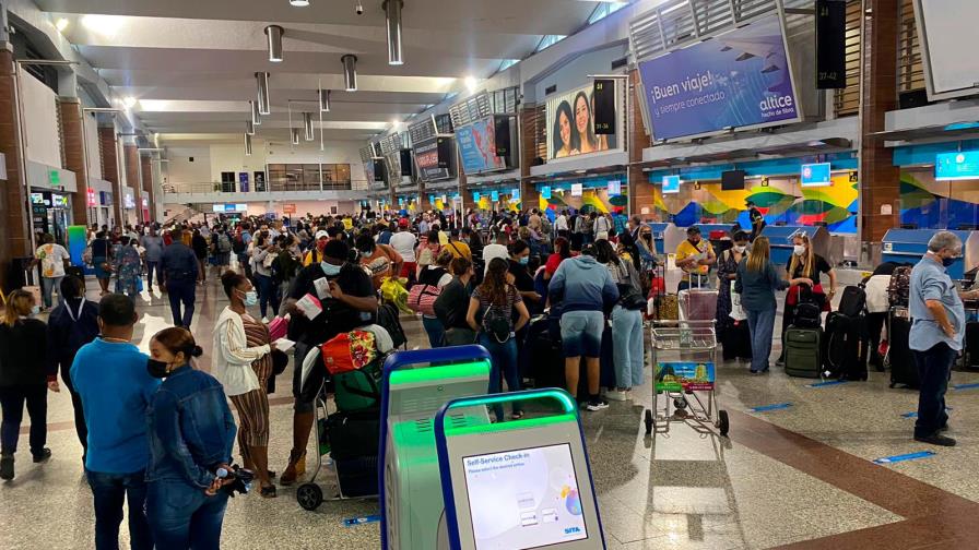 Cierran operaciones en aeropuertos Las Américas y Joaquín Balaguer por mal tiempo Cierran operaciones en aeropuertos Las Américas y Joaquín Balaguer por mal tiempo