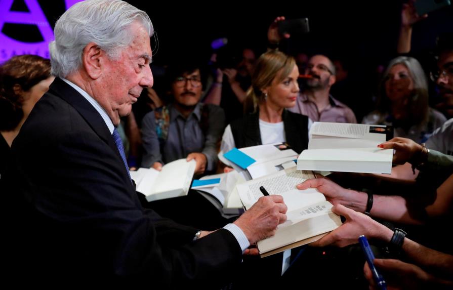 Mario Vargas Llosa: Un país no se jode en un día