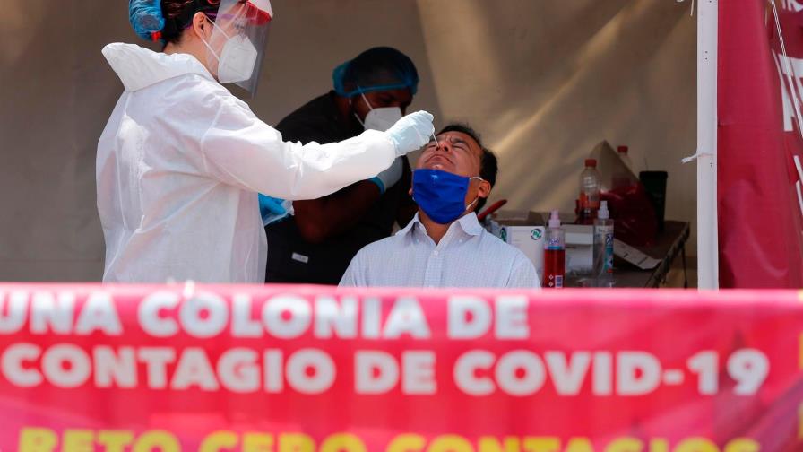 La variante delta del COVID-19 obliga a endurecer las restricciones en el mundo