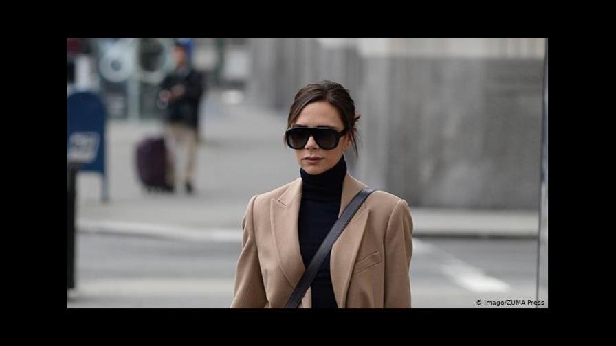 Victoria Beckham se retracta y rechaza las ayudas del Gobierno en la pandemia Victoria Beckham se retracta y rechaza las ayudas del Gobierno en la pandemia