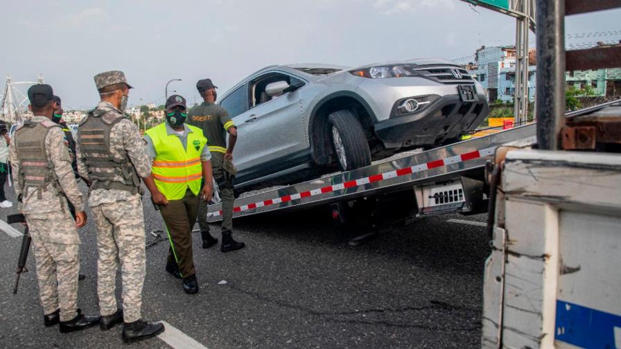 Policía detuvo ayer domingo 1,159 ciudadanos por violentar toque de queda