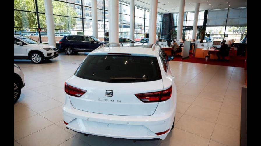 Las ventas de vehículos caerán este año un 20 % por COVID-19, según S&P Global