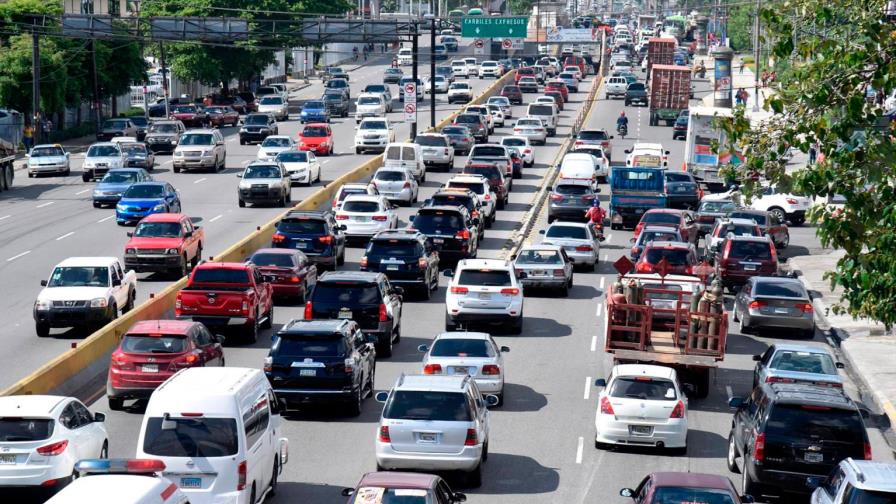 Anadive descarta que vehículos afectados por inundaciones perjudiquen al mercado dominicano