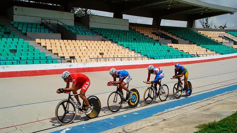 Ciclismo dominicano aspira a un velódromo en Santiago o mucho mejor aún, en Constanza