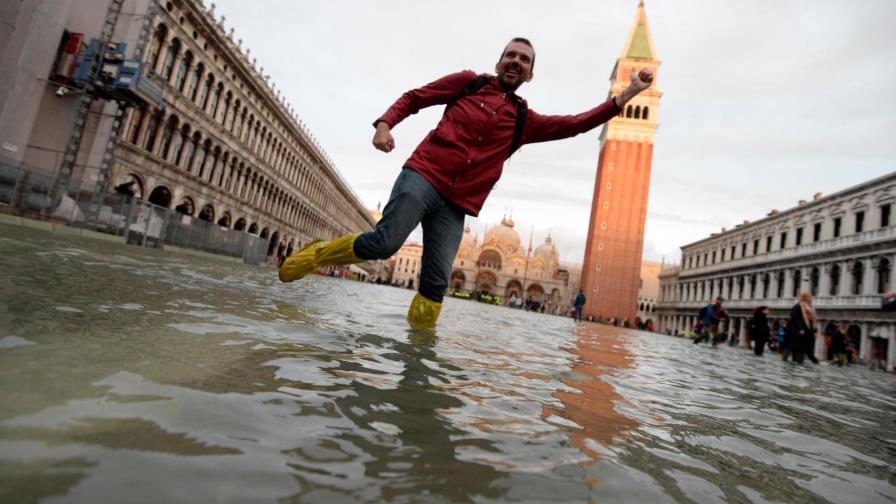 Venecia empieza a respirar tras su peor inundación en más de medio siglo
