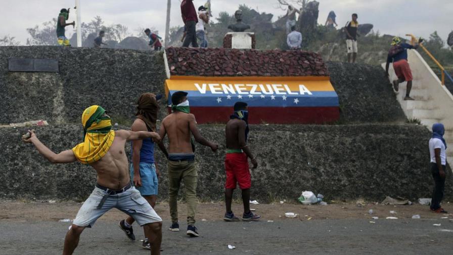 Brasil: nuevos enfrentamientos en frontera con Venezuela Brasil: nuevos enfrentamientos en frontera con Venezuela