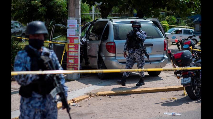 México moviliza a grupo de elite contra los autores de masacre de 26 personas