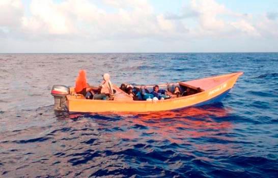 Rescatan a 48 inmigrantes haitianos al tratar de llegar ilegal a Puerto Rico