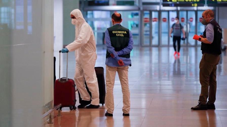 Los viajeros internacionales deberán guardar cuarentena a su llegada a España Los viajeros internacionales deberán guardar cuarentena a su llegada a España