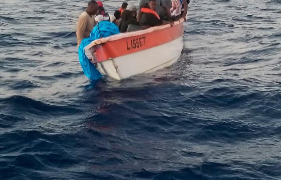 Armada Dominicana frustra dos viajes ilegales hacia Puerto Rico en plena cuarentena 