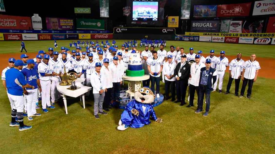 Los Tigres del Licey cumplen 118 años tocando los dinteles del sótano Los Tigres del Licey cumplen 118 años tocando los dinteles del sótano