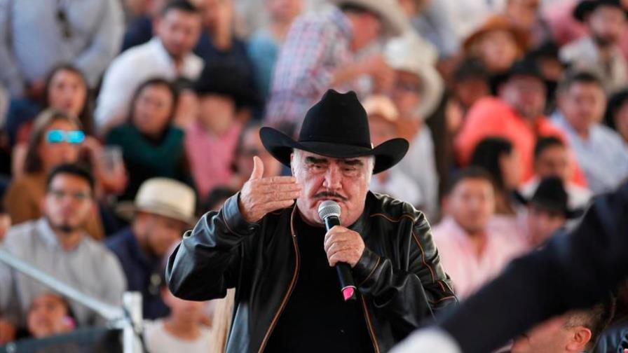 Vicente Fernández cumple 80 años con amor a sus raíces y a su público