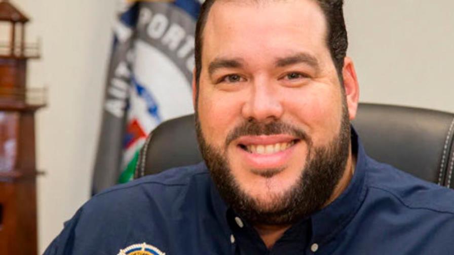 Víctor Gómez Casanova anuncia su candidatura a diputado 