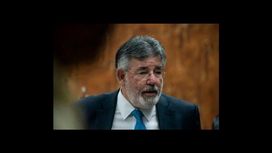 Víctor Díaz Rúa defiende nombramientos de familiares hechos por Abinader