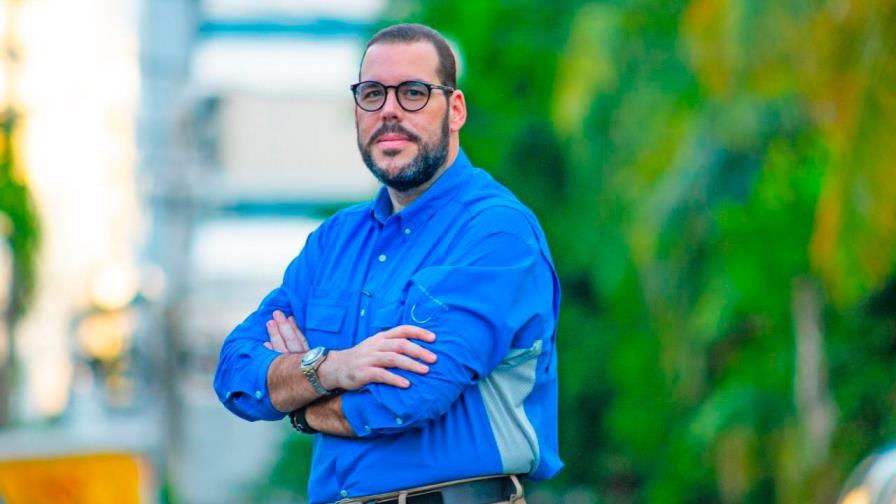 Gómez Casanova abogará para “ampliar seguro médico y eliminación de reinscripción en colegios” Gómez Casanova abogará para “ampliar seguro médico y eliminación de reinscripción en colegios”