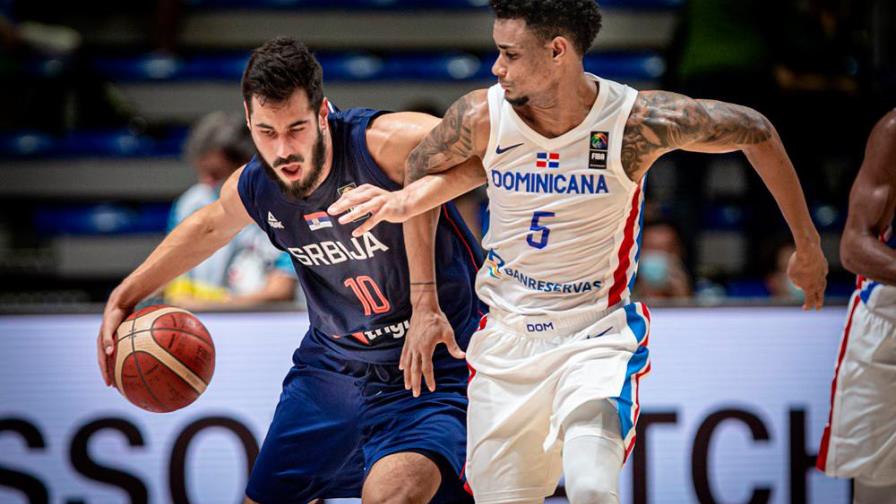 Serbia muestra su condición de favorito ante Dominicana