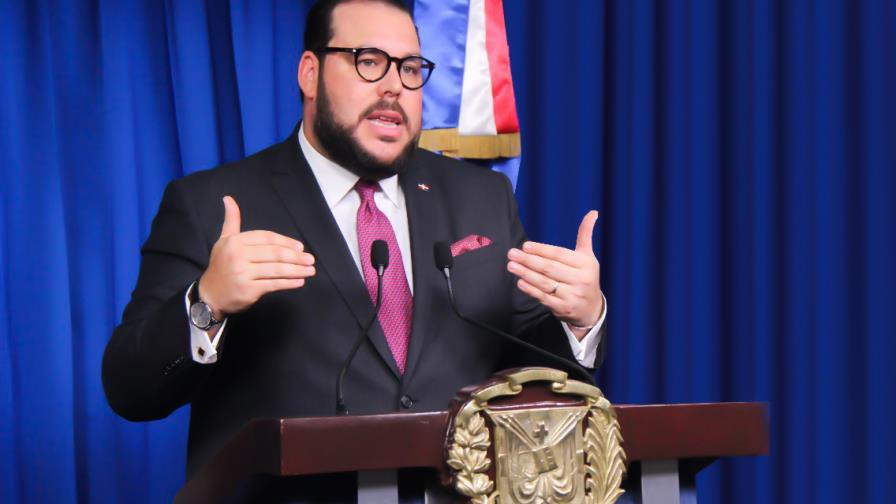 Víctor Gómez Casanova regresa a la televisión con “Víctor en Vivo”