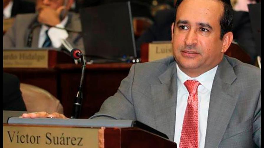 Antes de abandonar el PLD Víctor Suárez  preguntó: “¿Seguiremos sin reconocer los verdaderos líderes?”