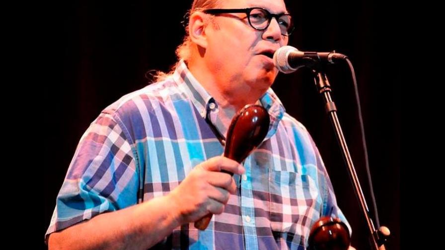 Diez canciones emblemáticas de la discografía de Víctor Víctor