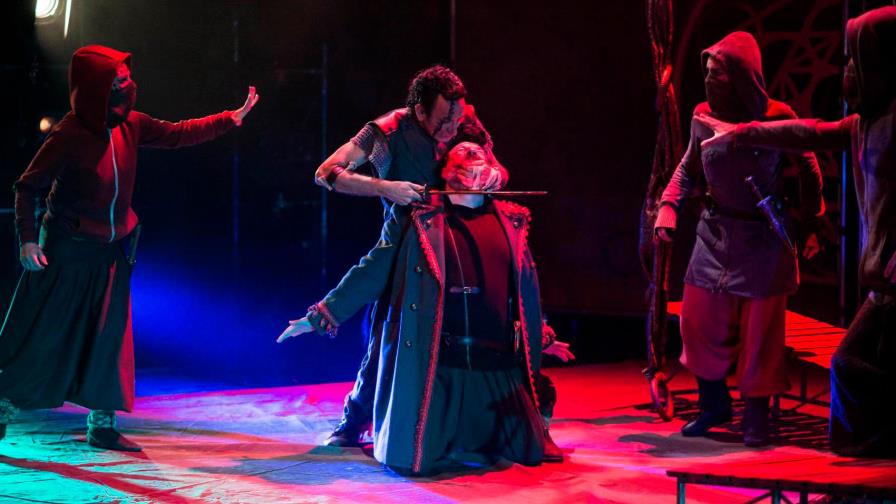 Teatristas proponen democratizar el acceso a las salas de teatro del Estado Teatristas proponen democratizar el acceso a las salas de teatro del Estado