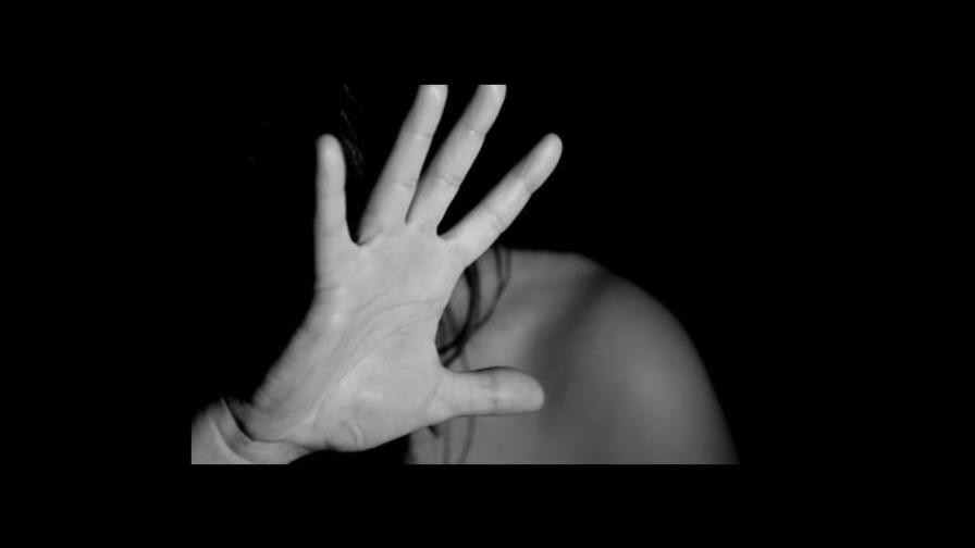 Hombre que habría violado a su hija adolescente en San Cristóbal es enviado a prisión Hombre que habría violado a su hija adolescente en San Cristóbal es enviado a prisión