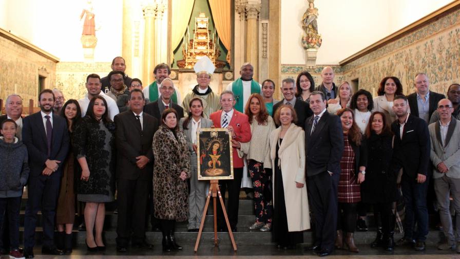 Embajada dominicana en Portugal entroniza imagen de la virgen de la Altagracia Embajada dominicana en Portugal entroniza imagen de la virgen de la Altagracia