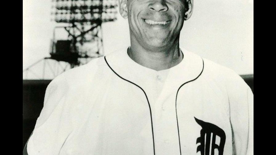 Osvaldo Virgil, el primer negro que jugó con Detroit no será reconocido en el partido en el Quisqueya Osvaldo Virgil, el primer negro que jugó con Detroit no será reconocido en el partido en el Quisqueya