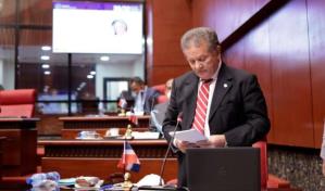 Senador de La Altagracia renuncia a la Fuerza del Pueblo