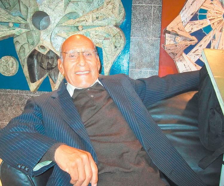 Muere arrollado artista boliviano Alfredo Da Silva 