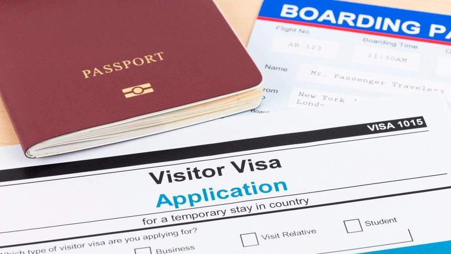 Problemas de servicios   al cliente de USCIS
Cuidado con los ajustes de estatus 
