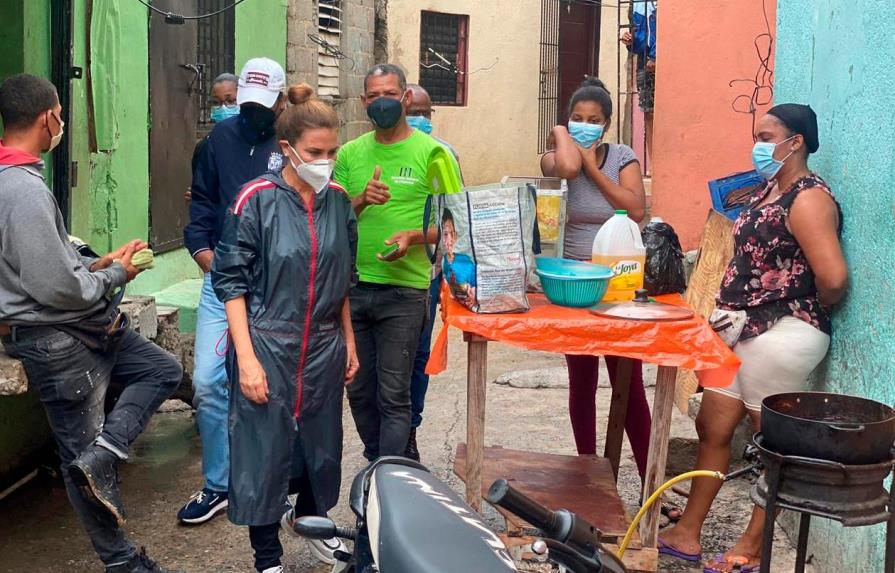 Alcaldesa Carolina Mejía supervisa barrios vulnerables ante el paso de la tormenta Isaías  