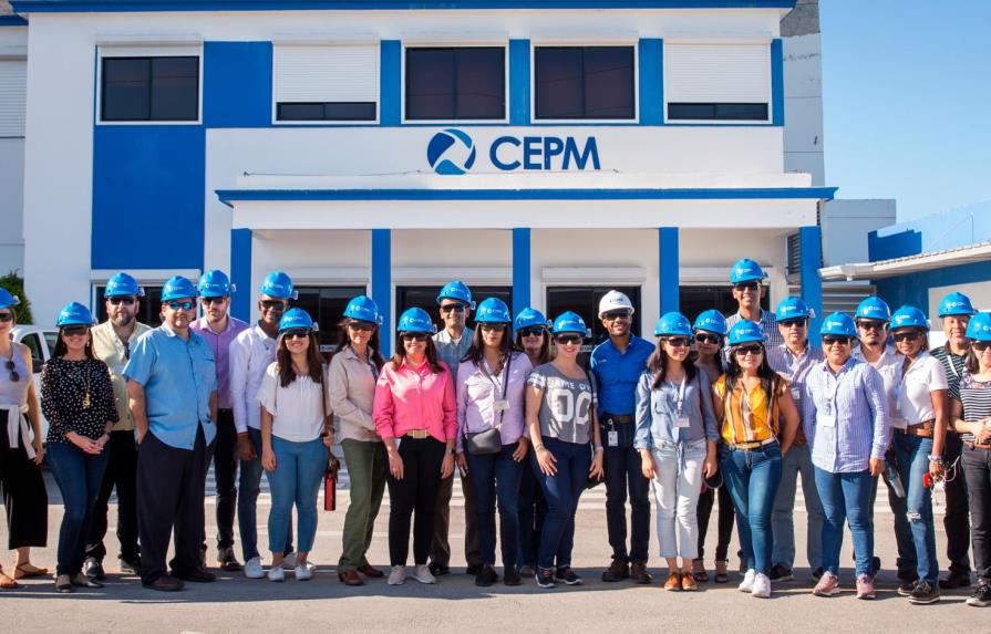 Representantes de la Organización Latinoamericana de Energía visitan Consorcio Energético Punta Cana Macao
