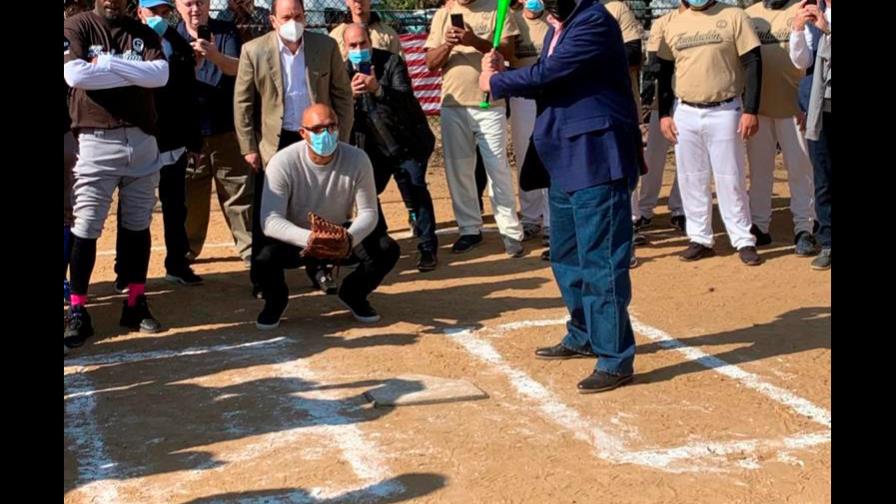 Fundación Dominicana de Deportes reconoce al presidente de la Lidom en Nueva York