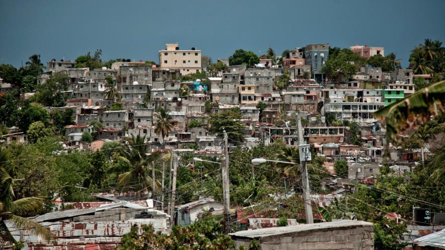 CASA YA: “Para el año 2020, el Gobierno dominicano gastará 4 veces más en publicidad y propaganda que en vivienda social”