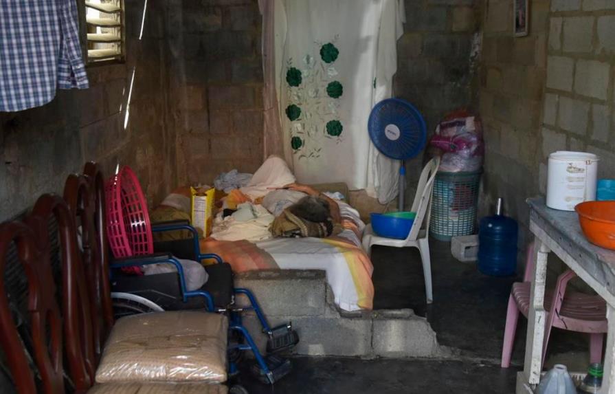 Señora de 73 años necesita asistencia médica urgente en Los Alcarrizos