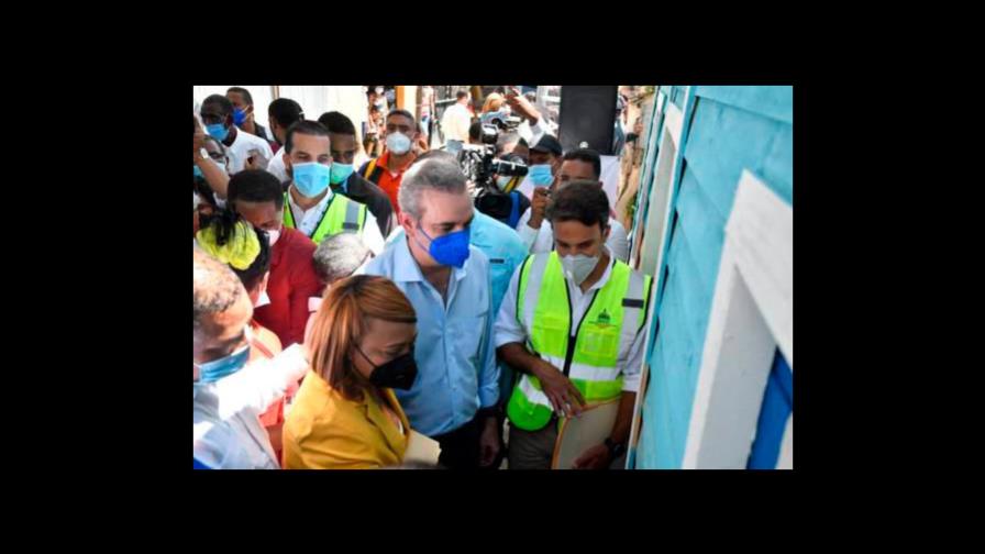 Gobierno suspende contratación de urgencia para construir 30 mil viviendas 