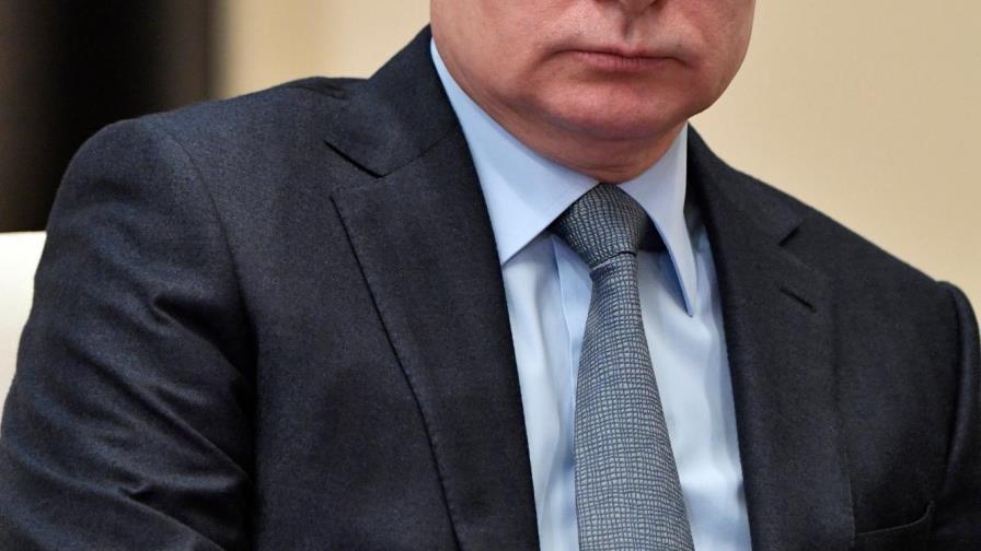 Putin remite a la Duma proyecto de ley sobre reforma constitucional