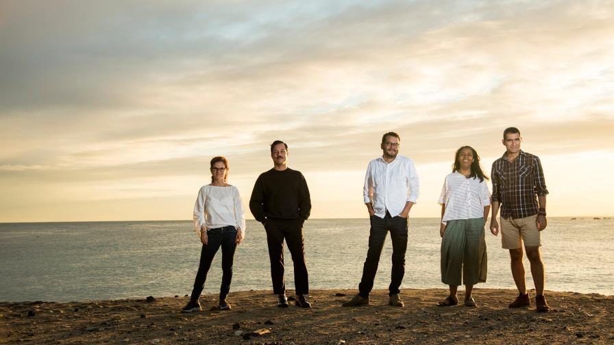 “Con vista al mar” en Montesinos: una exposición de arte contemporáneo “Con vista al mar” en Montesinos: una exposición de arte contemporáneo