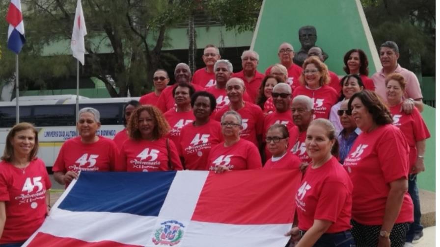 Selecciones voleibol 1974 celebran 45 aniversario de medallas Selecciones voleibol 1974 celebran 45 aniversario de medallas