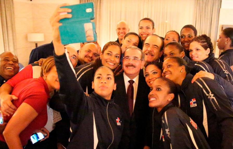 Danilo Medina felicita a la selección por ganar Serie del Caribe de Voleibol