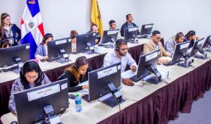 JCE instala de manera “exitosa” 100 mesas para prueba del voto automatizado